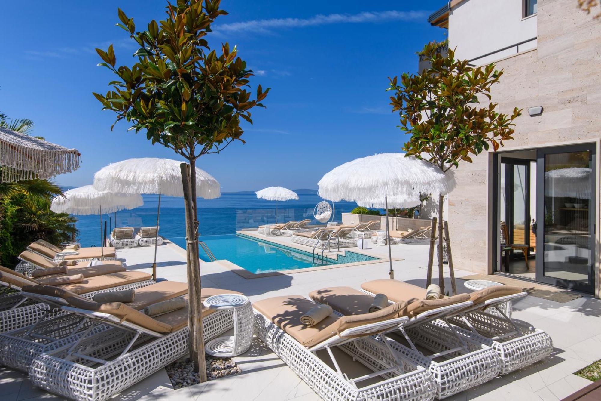 Gallery Luxury Suites & Rooms-Only Adults Split Zewnętrze zdjęcie